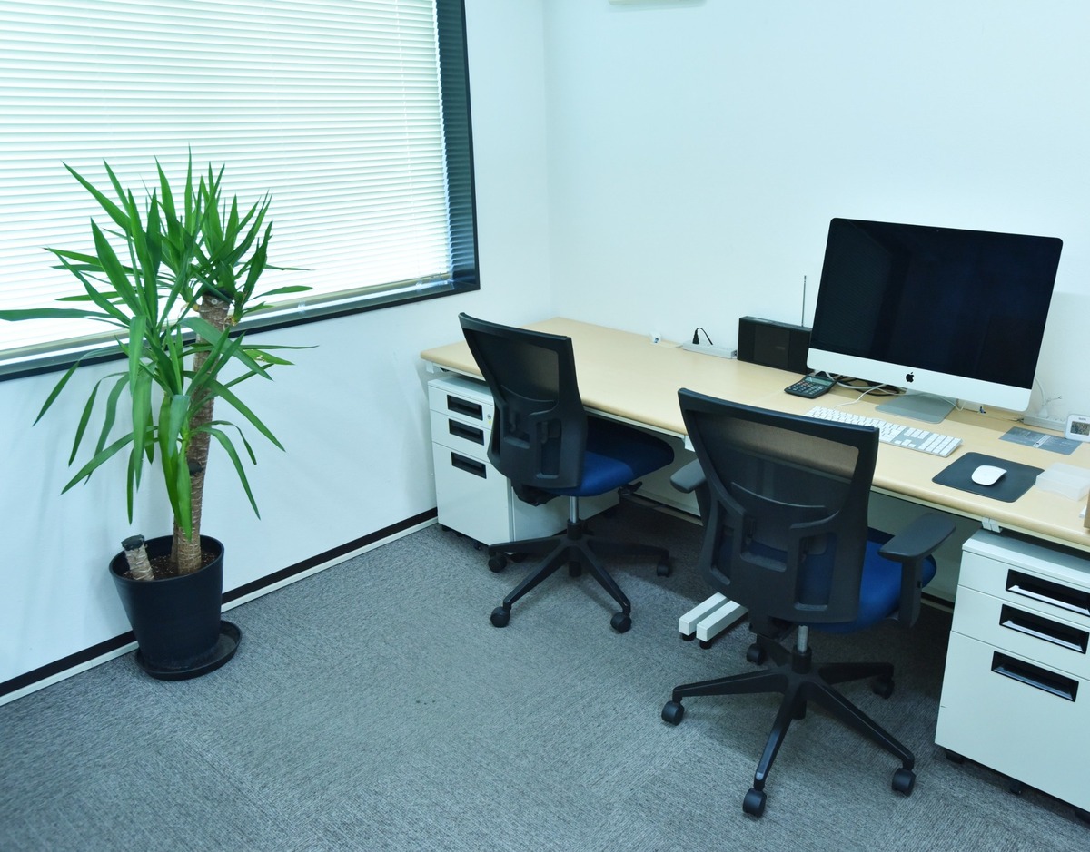 A】テレカン専用ブース/4階 いいオフィス天神川 by UpStairs - 広島県