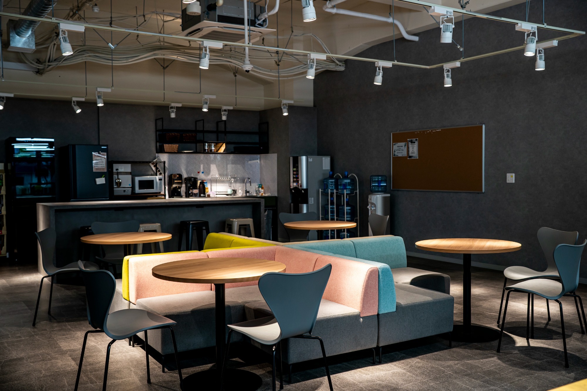 37ckg6ckpnzuq2v5tle7knwq7k5u