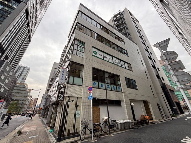 いいオフィス浜松町大門が入る建物の外観(公式サイト掲載画像)
